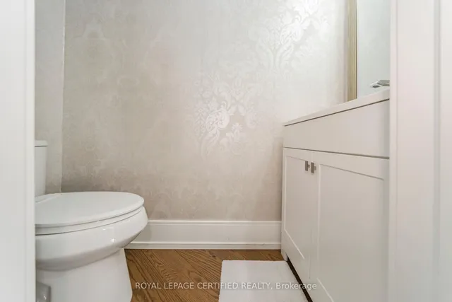 Additional image 6 of 53 Vintage Gate