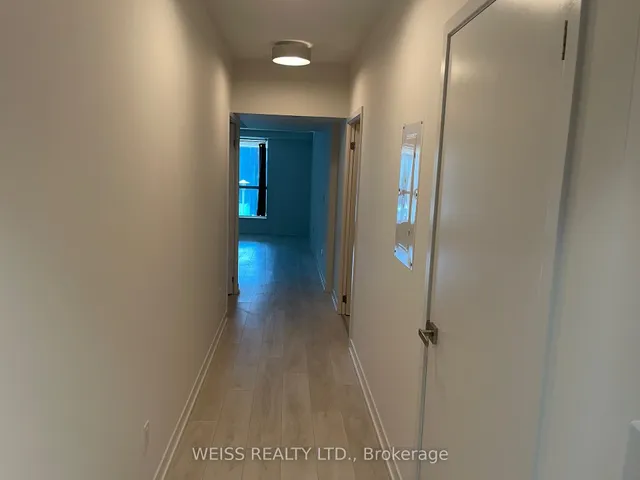 房产图片 4 - 31 Tippett Rd 单元 221