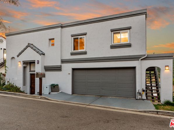 6389 La Punta Dr, Los Angeles, CA 90068