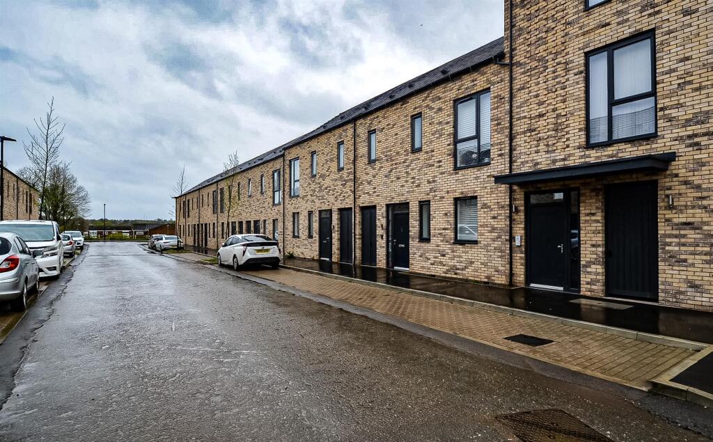 Additional image 3 of AVAILABLE by mid-MAY 2025!Three Bedroom House in Parkes Avenue, B12 9AW