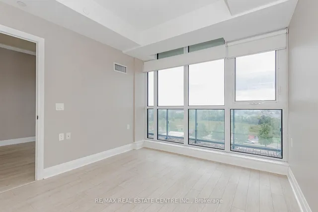 Additional image 25 of 15 Zorra St Unit 506