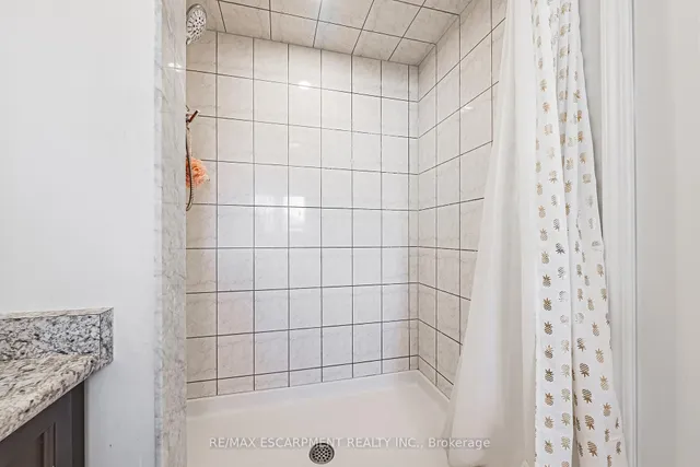 房产图片 21 - 11 MCWATTERS 街