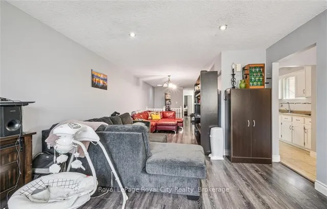 Additional image 7 of 1236 Ottawa St