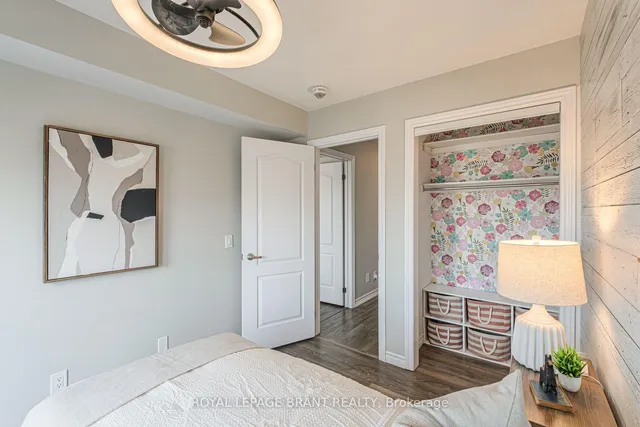 房产图片 27 - 422 Athabasca Common