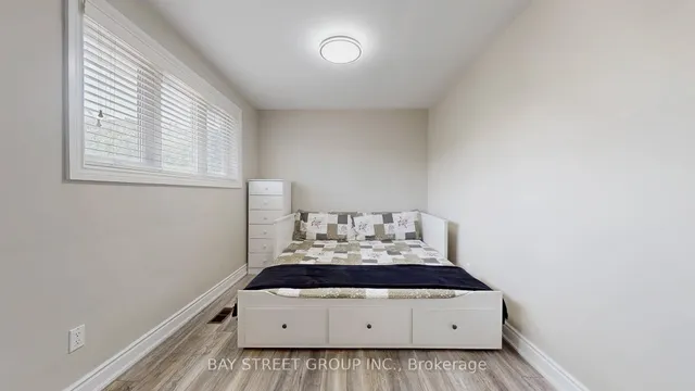 Additional image 23 of 119 Derrydown Rd