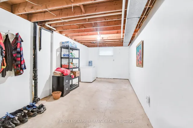 Additional image 38 of 75 President Dr