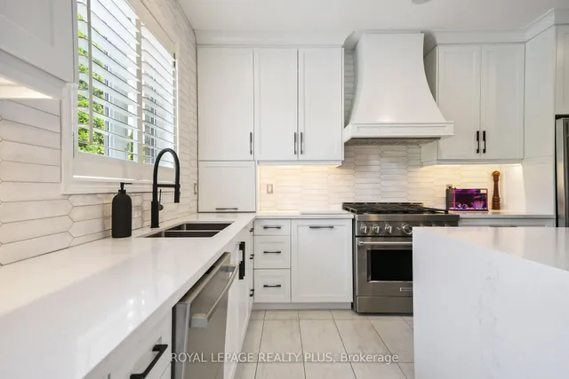 Additional image 23 of 2341 Tesla Cres