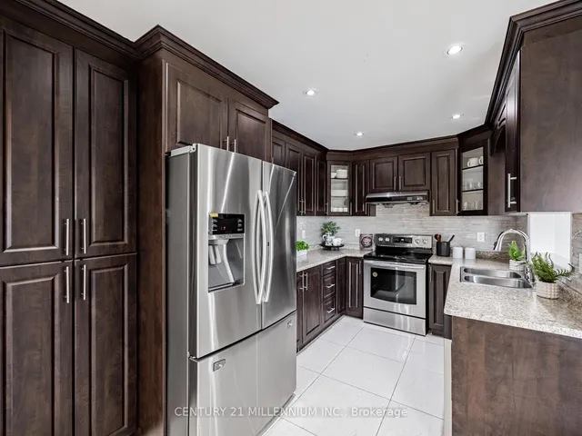 Additional image 12 of 13 Rocky Mountain Cres