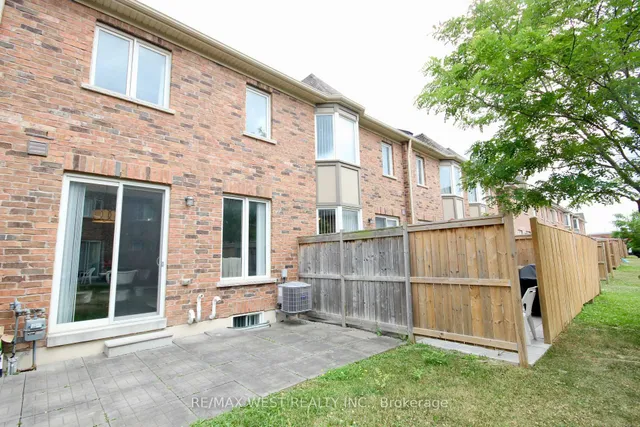 Additional image 50 of 57 Utopia Way