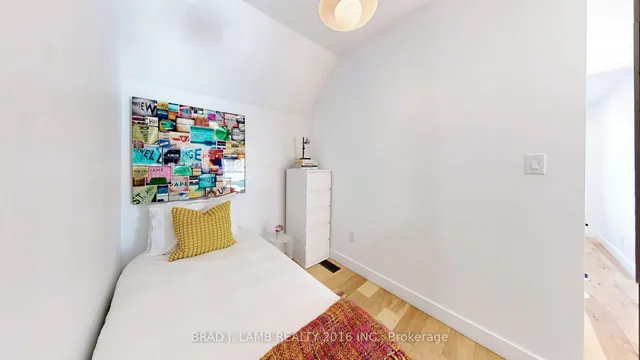 Additional image 36 of 4 Manchester Ave