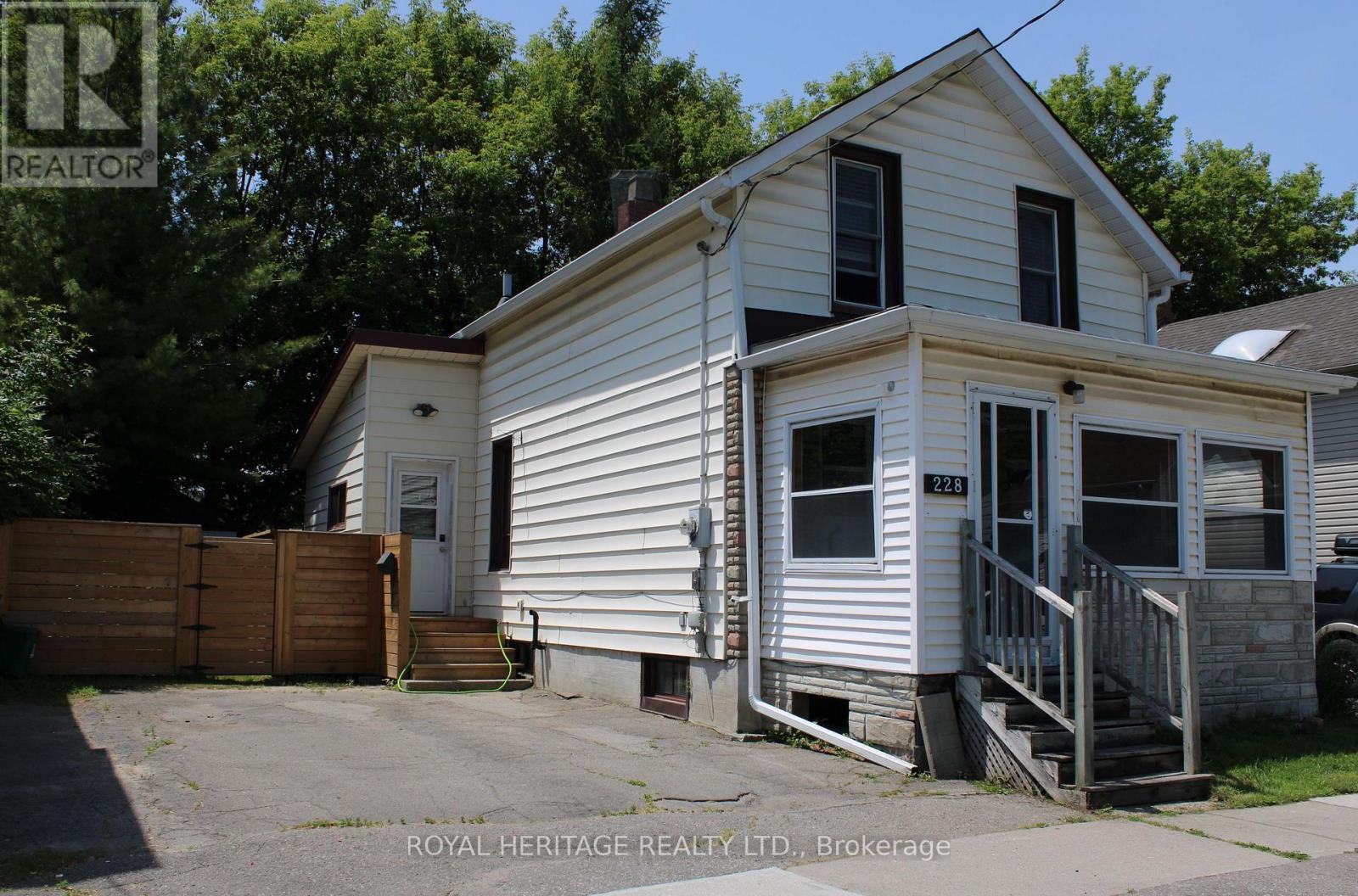 Property image for 228 COURT STREET|Oshawa (Central), Ontario L1H4W7