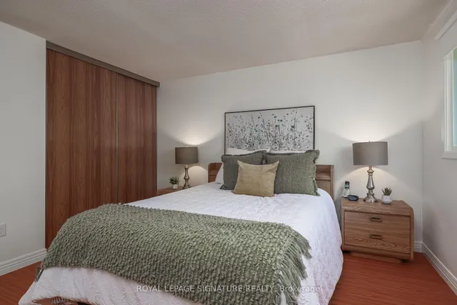 Additional image 18 of 56 Muirlands Dr