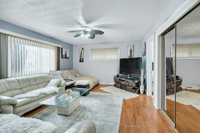 Additional image 6 of 271 Margaret Ave