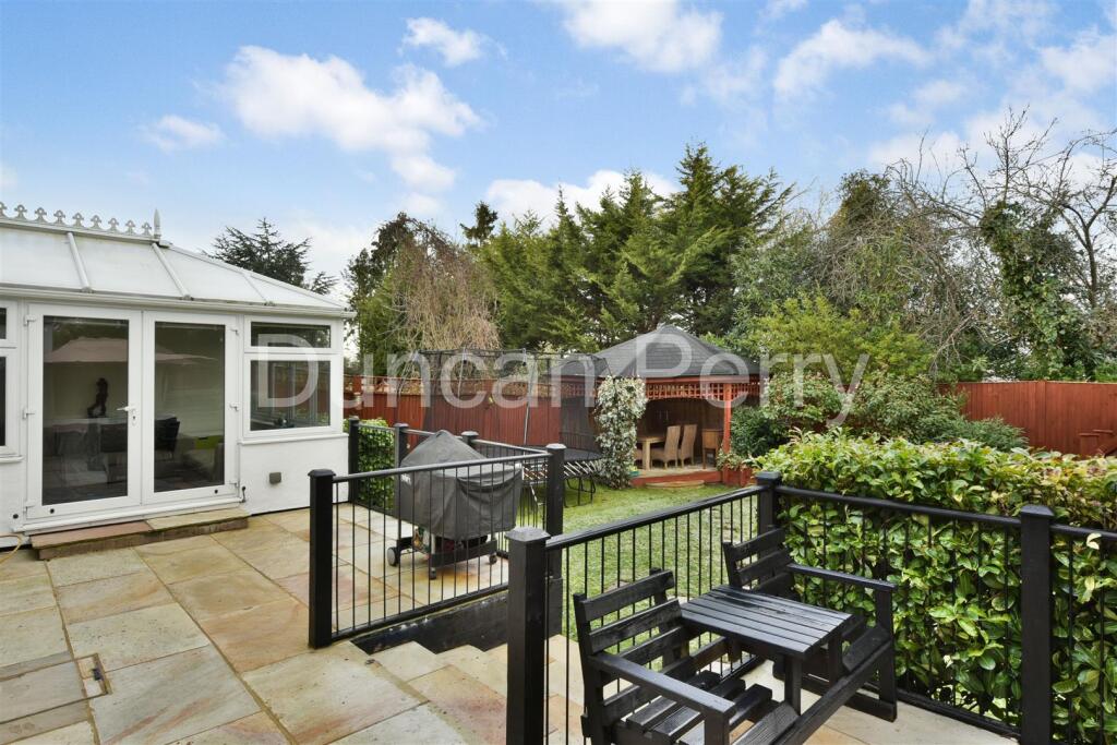 Additional image 15 of Moffats Lane, Brookmans Park, Herts