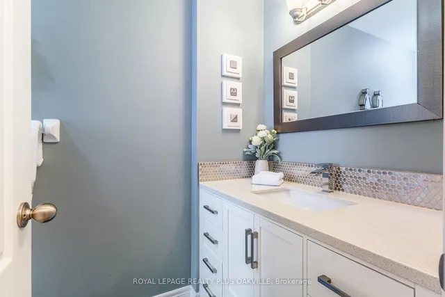 Additional image 30 of 232 Lexington Rd