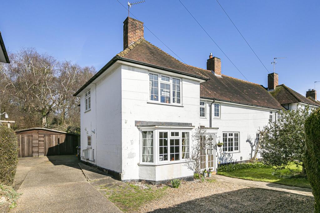 Brockswood Lane, Welwyn Garden City, Hertfordshire, AL8 7BG