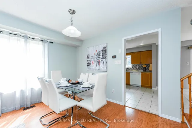 Additional image 32 of 86 Charleswood Circ