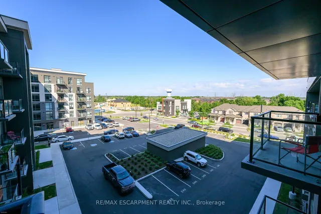 Additional image 30 of 470 Dundas St Unit 416