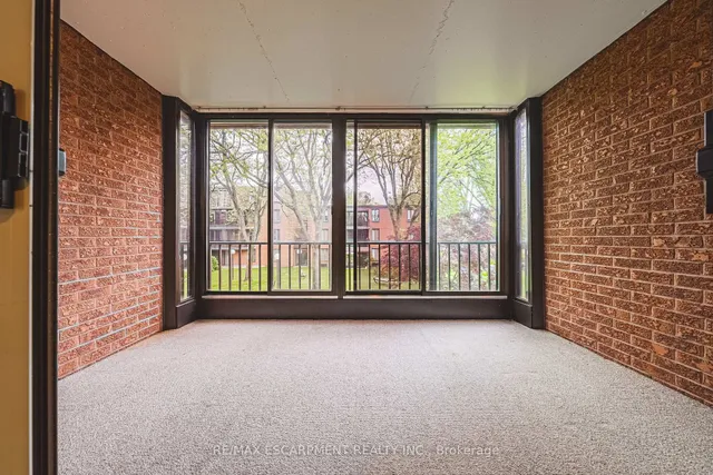 Additional image 15 of 150 WILSON St Unit 215