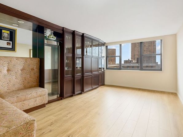 340 E 93rd St, New York, NY 