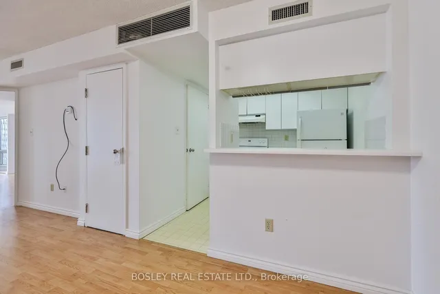 Additional image 9 of 1001 Bay St Unit 2108