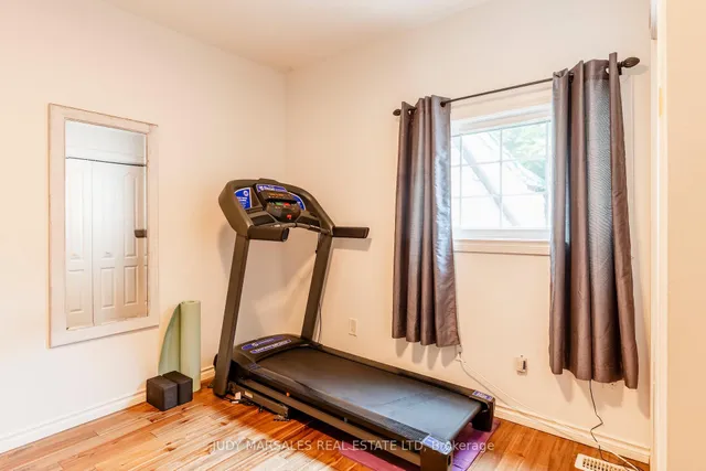 Additional image 42 of 32 Pearl St