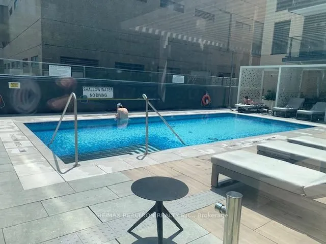 Additional image 14 of 543 Richmond St Unit 402