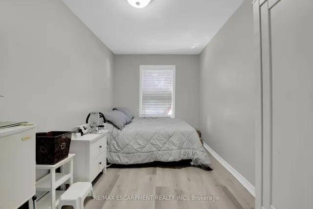 Additional image 22 of 88 Julian Ave