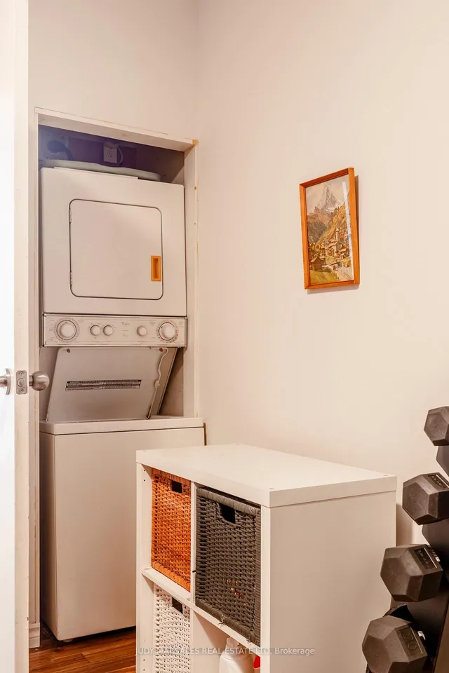 Additional image 38 of 32 Pearl St