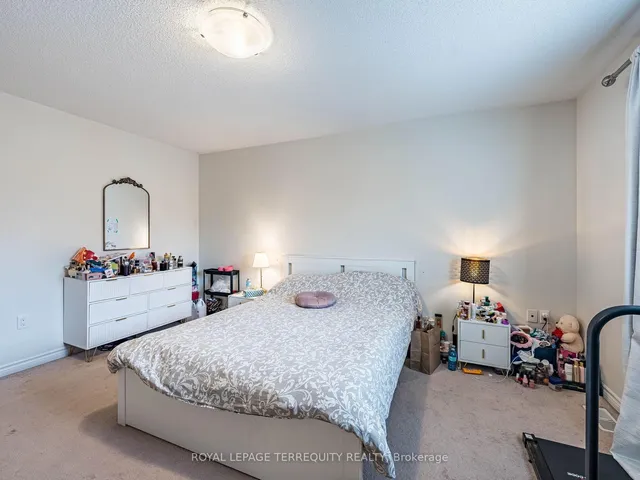 Additional image 24 of 903 Penson Cres