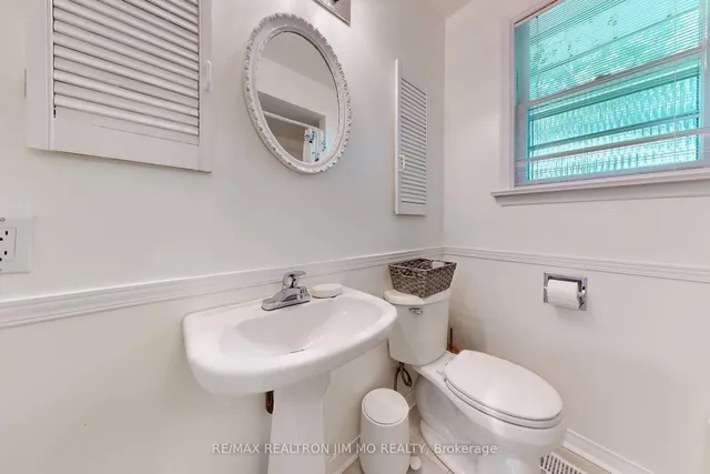 Additional image 22 of 1 Amberdale Dr