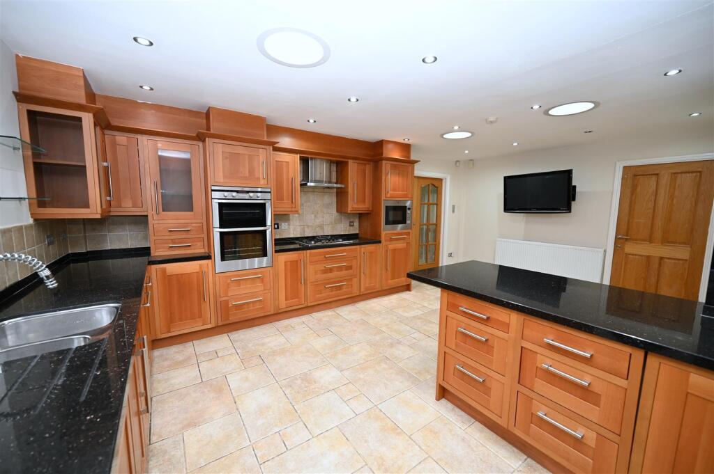 Additional image 4 of Antringham Gardens, Edgbaston, Birmingham