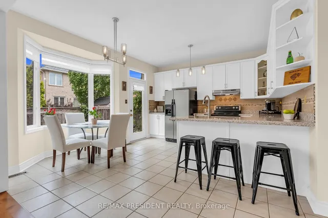 房产图片 23 - 670 Irving Terr