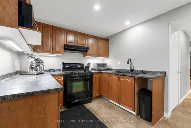 Additional image 34 of 180 Mother's St