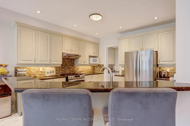 Additional image 10 of 2522 Lyndhurst Dr