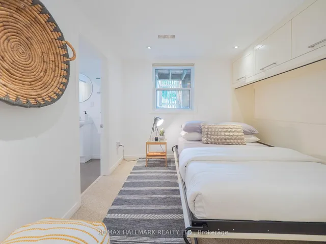 Additional image 40 of 51 Bain Ave