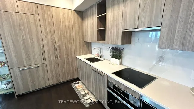 Additional image 10 of 27 McMahon Dr Unit 702