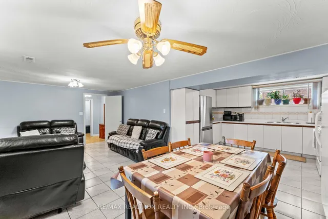 Additional image 23 of 4 Peacham Cres