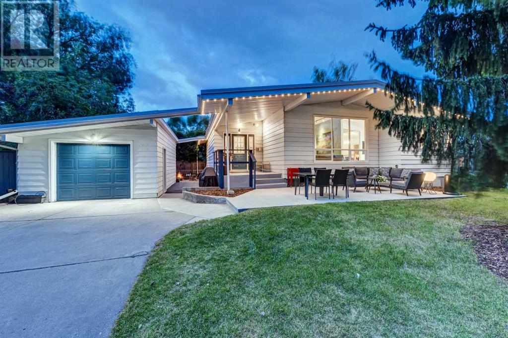 52 Cherovan Drive SW|Calgary, Alberta T2V2P2
