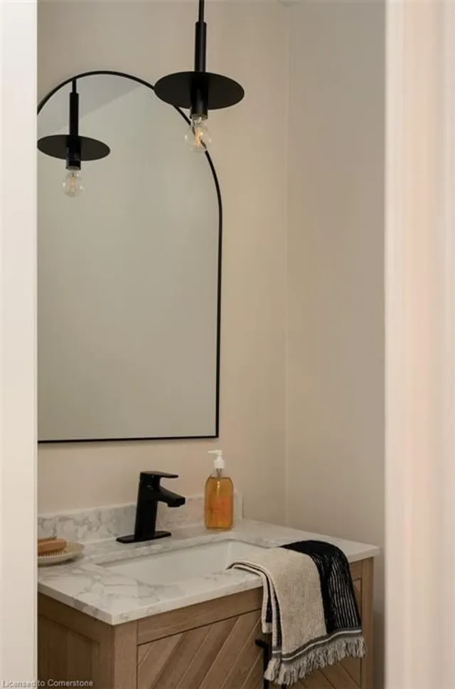 房产图片 30 - 803 Hyde Rd 单元3