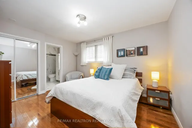 Additional image 28 of 43 Lawnview Dr