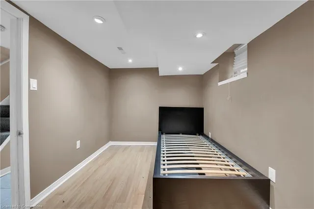 Additional image 34 of 738 King St