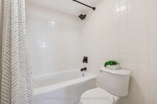 Additional image 29 of 375 King St Unit 507