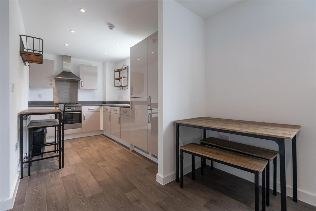 Additional image 5 of Escelie Way, Birmingham, West Midlands, B29