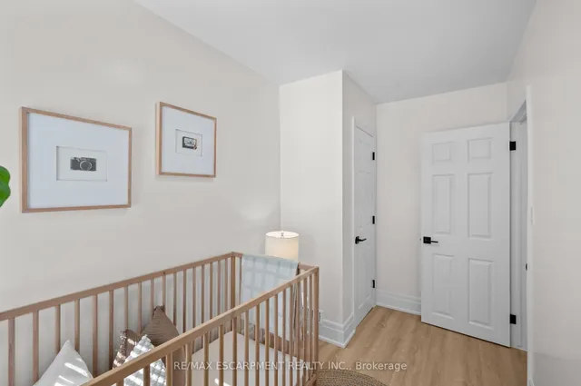 Additional image 13 of 102 Gibson Ave