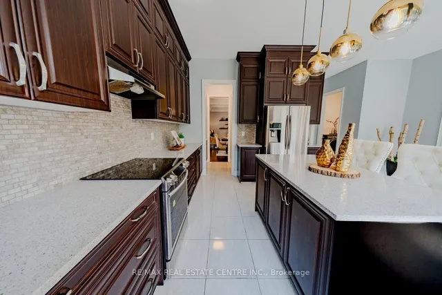 Additional image 19 of 22 Malaspina Clse