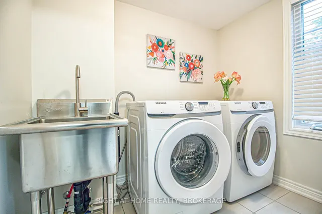 房产图片 17 - 1358 Granrock Cres