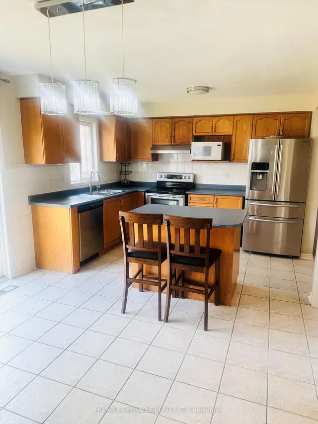 Additional image 4 of 65 Fairhill Ave