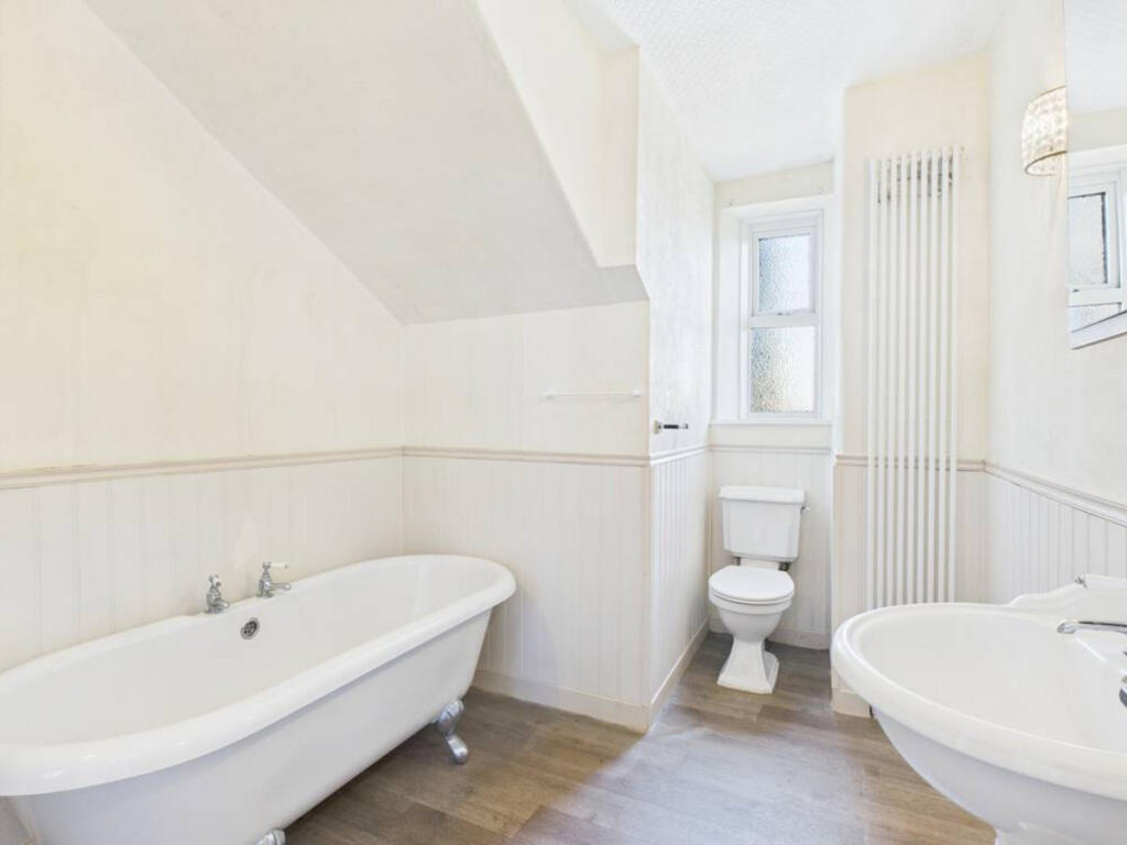 Additional image 9 of St. Catherine Street, Banff, AB45