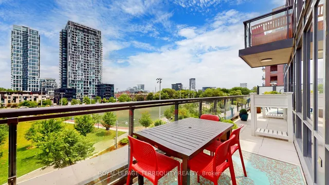 房产图片 23 - 55 Regent Park Blvd 单元415